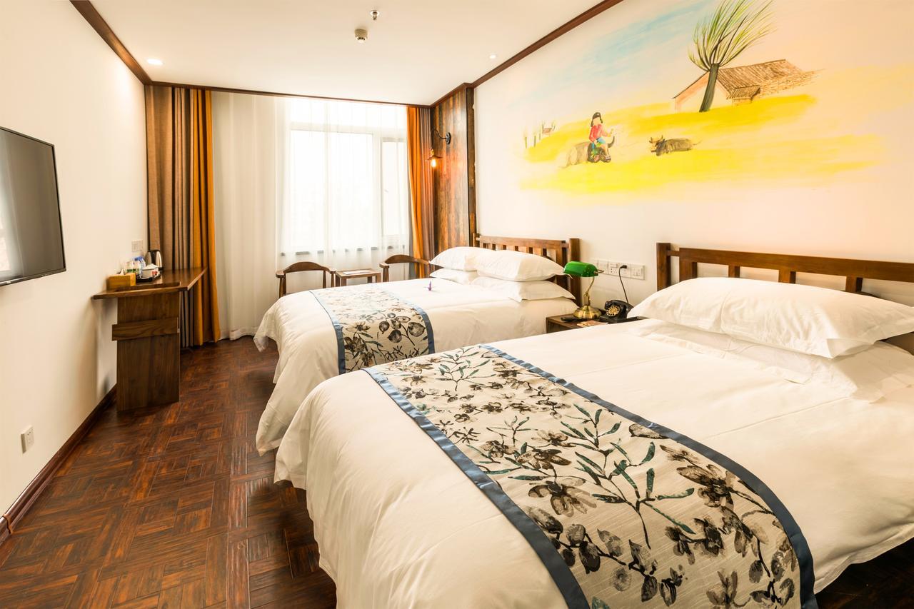 Nostalgia Hotel Near Tianjin Polar Ocean Word- Tianjin Fonte Joy World, 10 Minutes Drive Away From Tianjin Tanggu High-Speed Railway Station, Free Ice-Cream, Mineral Water, Snacks And Laundry Service, English Communication Well エクステリア 写真