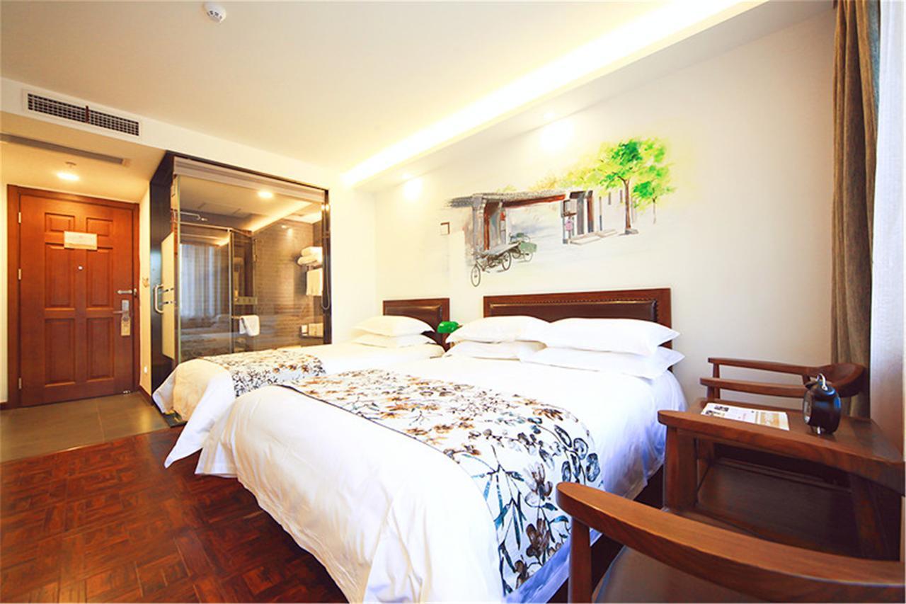 Nostalgia Hotel Near Tianjin Polar Ocean Word- Tianjin Fonte Joy World, 10 Minutes Drive Away From Tianjin Tanggu High-Speed Railway Station, Free Ice-Cream, Mineral Water, Snacks And Laundry Service, English Communication Well エクステリア 写真