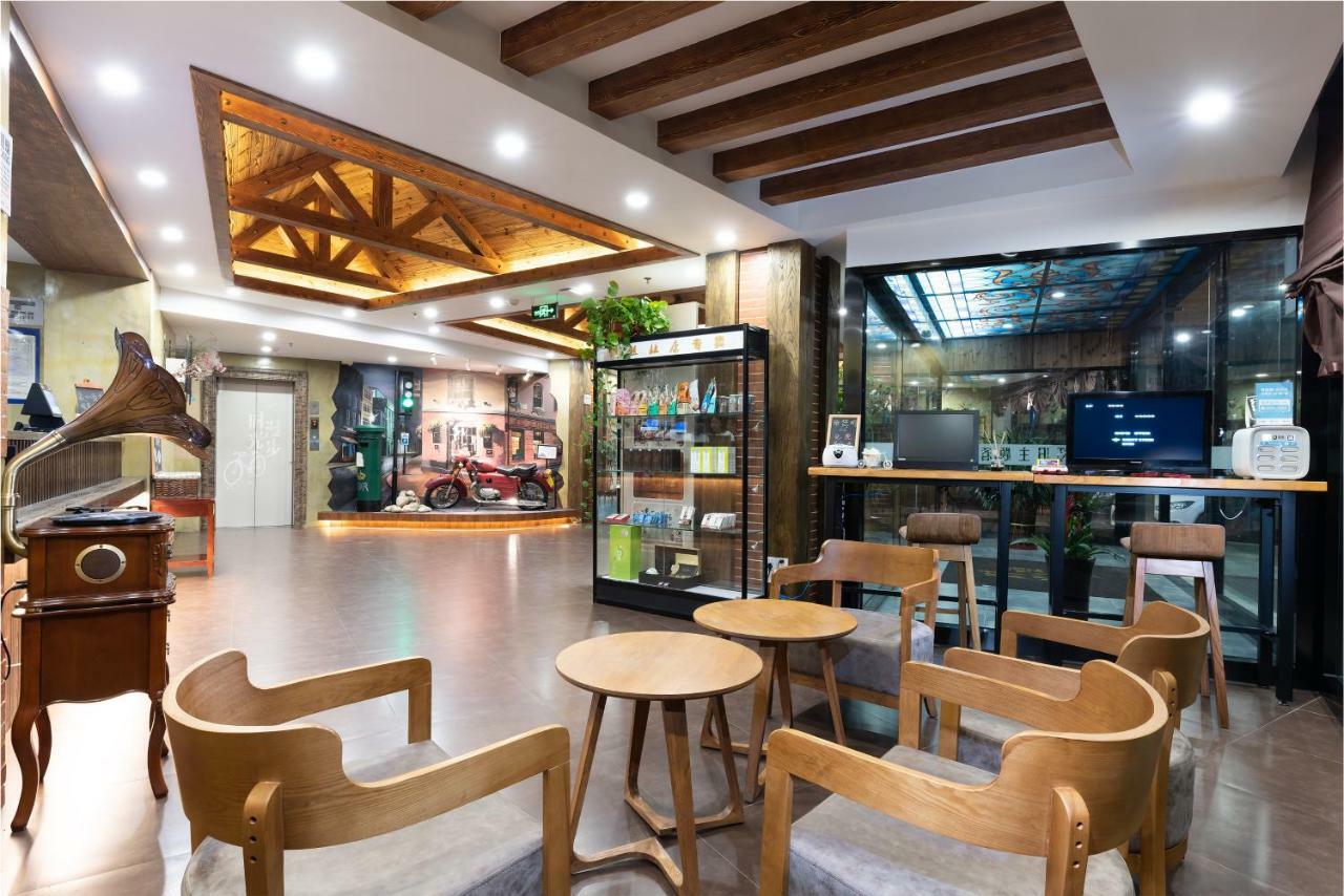 Nostalgia Hotel Near Tianjin Polar Ocean Word- Tianjin Fonte Joy World, 10 Minutes Drive Away From Tianjin Tanggu High-Speed Railway Station, Free Ice-Cream, Mineral Water, Snacks And Laundry Service, English Communication Well エクステリア 写真