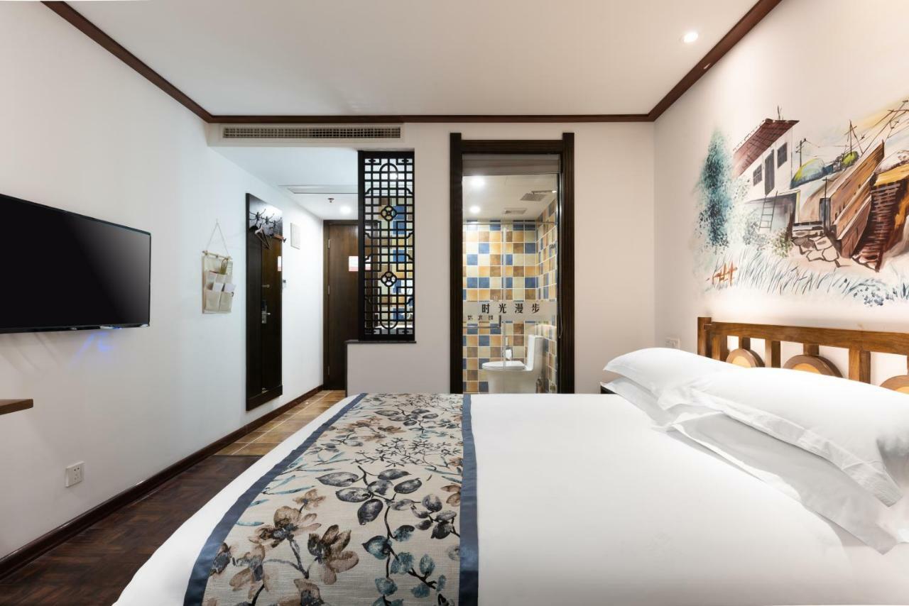 Nostalgia Hotel Near Tianjin Polar Ocean Word- Tianjin Fonte Joy World, 10 Minutes Drive Away From Tianjin Tanggu High-Speed Railway Station, Free Ice-Cream, Mineral Water, Snacks And Laundry Service, English Communication Well エクステリア 写真