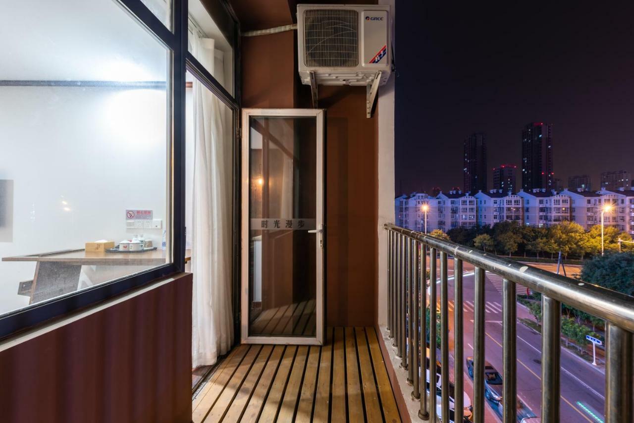 Nostalgia Hotel Near Tianjin Polar Ocean Word- Tianjin Fonte Joy World, 10 Minutes Drive Away From Tianjin Tanggu High-Speed Railway Station, Free Ice-Cream, Mineral Water, Snacks And Laundry Service, English Communication Well エクステリア 写真