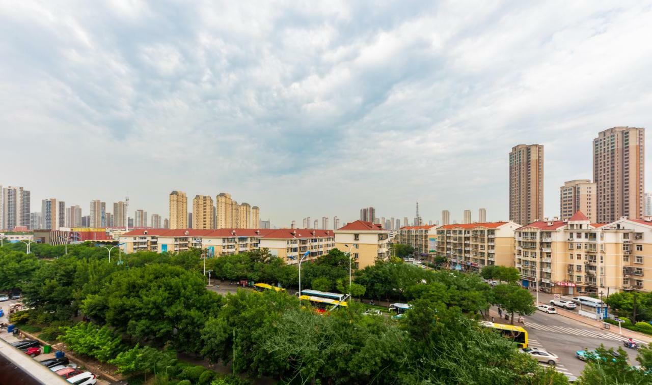 Nostalgia Hotel Near Tianjin Polar Ocean Word- Tianjin Fonte Joy World, 10 Minutes Drive Away From Tianjin Tanggu High-Speed Railway Station, Free Ice-Cream, Mineral Water, Snacks And Laundry Service, English Communication Well エクステリア 写真