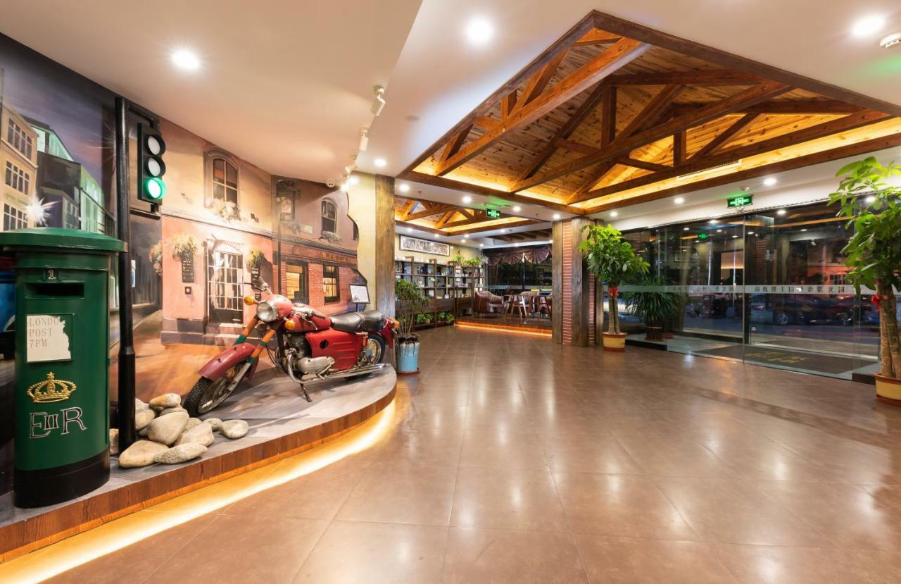 Nostalgia Hotel Near Tianjin Polar Ocean Word- Tianjin Fonte Joy World, 10 Minutes Drive Away From Tianjin Tanggu High-Speed Railway Station, Free Ice-Cream, Mineral Water, Snacks And Laundry Service, English Communication Well エクステリア 写真